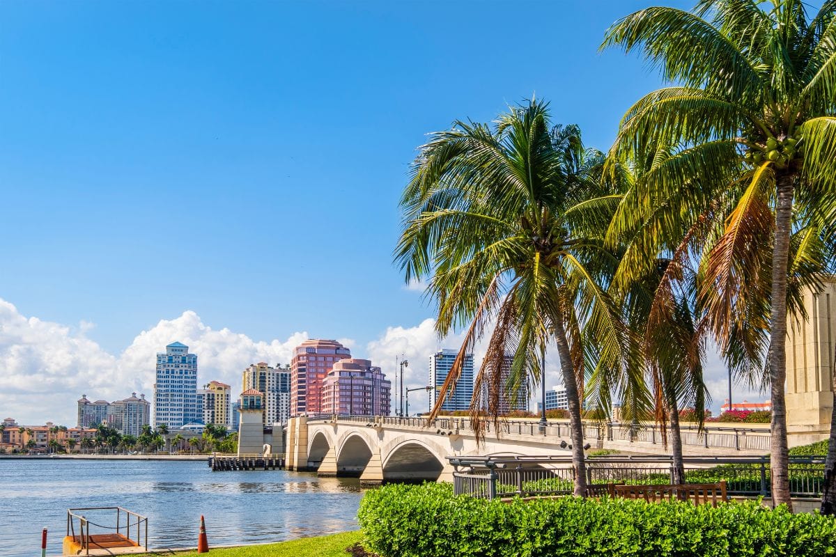 Ultimate Guide to Florida Property Management & Investment (2025 Edition)